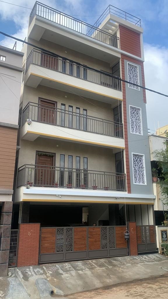 Modern House Exterior and Elevation Design by Veeksha Construction